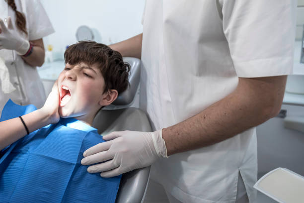 Best Pediatric Emergency Dentist in Weyauwega, WI