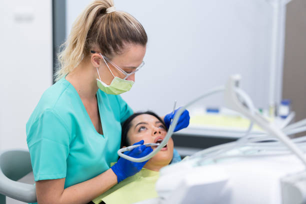Best Emergency Dental Extractions in Weyauwega, WI